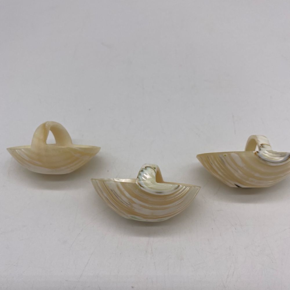 𝅺Antique Mother Of Pearl Caviar Individual Serving Basket Set of Three